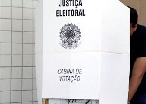Veja lista completa de todos os candidatos eleitos a prefeito neste domingo