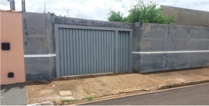 Família viaja por três meses e ao retornar a casa o pior acontece