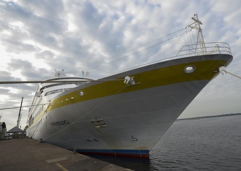 2,5 mil turistas desembarcam de transatlânticos em Manaus