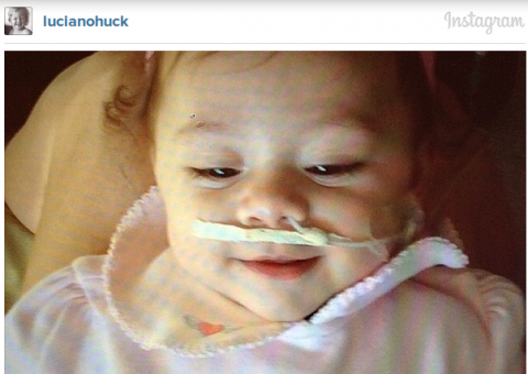 Famosos se unem em campanha para salvar bebê de oito meses