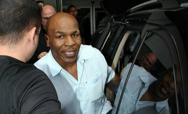 Mike Tyson revela que sofreu abuso sexual aos 7 anos