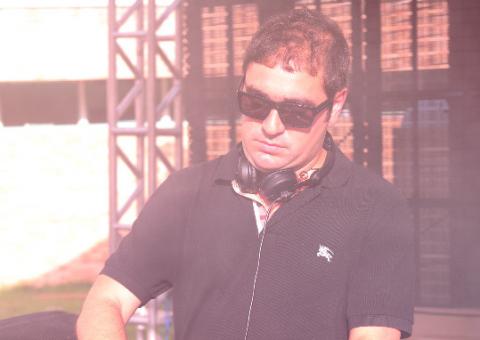 SUB terá noite especial com o DJ Black Cape