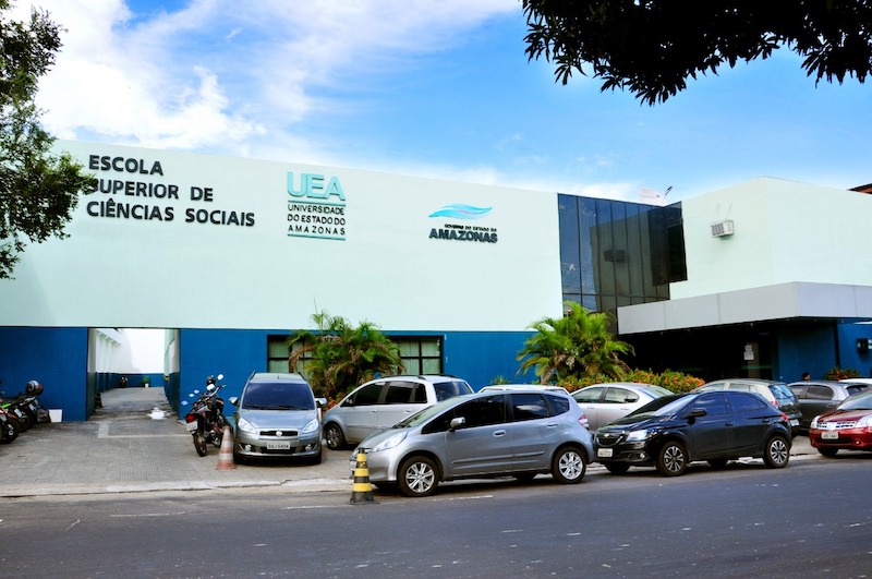 Covid: UEA mantém suspensas atividades administrativas em janeiro