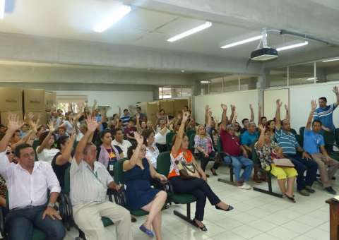 Servidores da Ufam deflagram greve por tempo indeterminado
