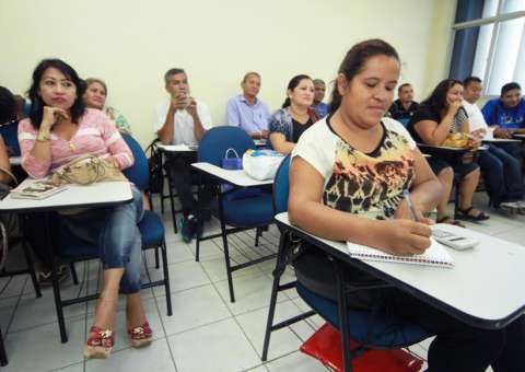 Prefeitura de Manaus capacita camelôs na área de empreendedorismo
