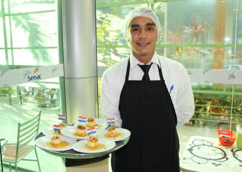 Senac oferece vagas para o curso de Garçom