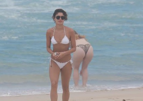 FOTOS: Sophie Charlotte com amiga na praia de Grumari 