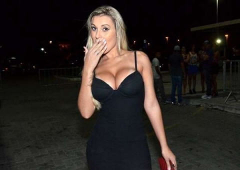 Andressa Urach diz que Cauã Reymond a bloqueou no Whatsapp