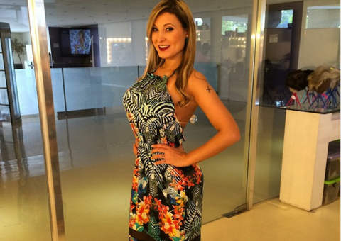 Andressa Urach revela que está com nova bactéria na perna