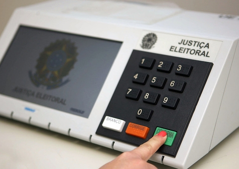 Termina prazo para partidos indicarem membros à Comissão de Transporte