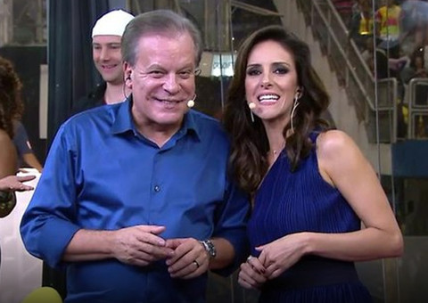 Chico Pinheiro descumpre regra da Globo durante transmissão do Carnaval