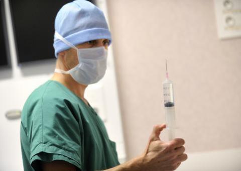 Mortes por câncer caem no Brasil