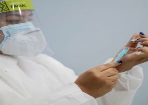 Dona de joalheria tem nome confundido e não furou fila da vacina em Manaus 