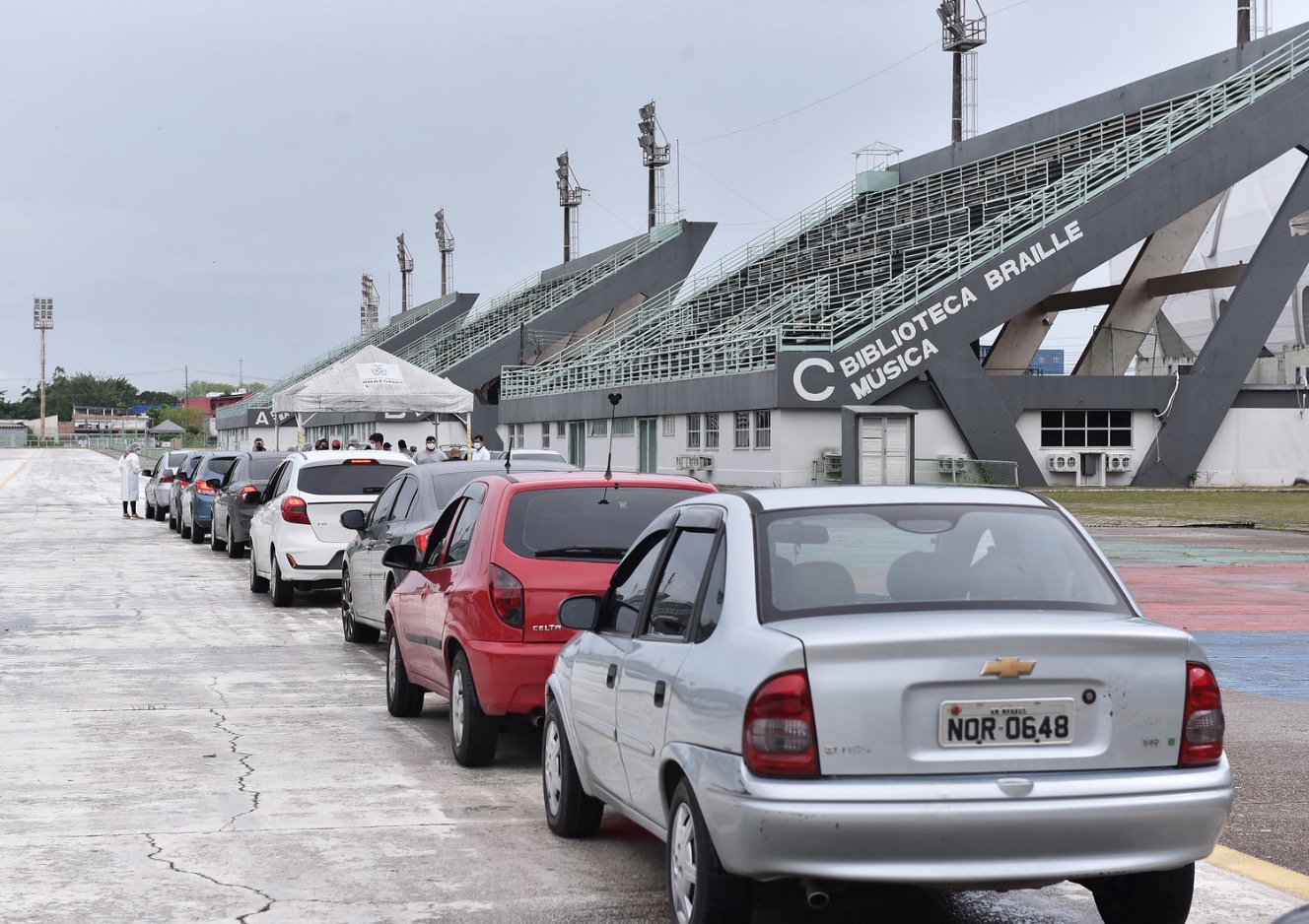 Manaus terá 3º posto de vacinação exclusivo para profissionais da saúde  