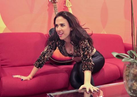 Valdirene dá em cima de Boninho para entrar no BBB