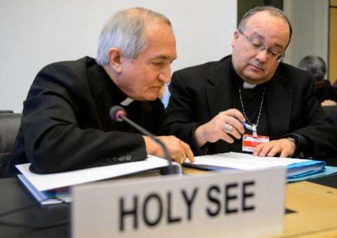 Vaticano nega ter dificultado as investigações sobre pedofilia