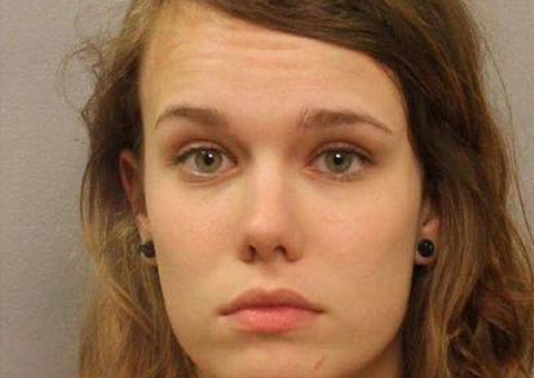 Gata diz que vendia drogas para comprar comida