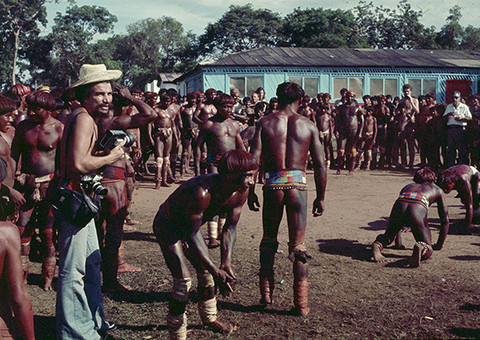 Edilson  Martins lança novo livro sobre Amazônia