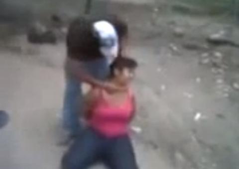 Vídeo no Facebook que mostra decapitação causa polêmica