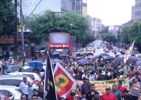 Vigilantes fazem protesto na avenida 7 de Setembro