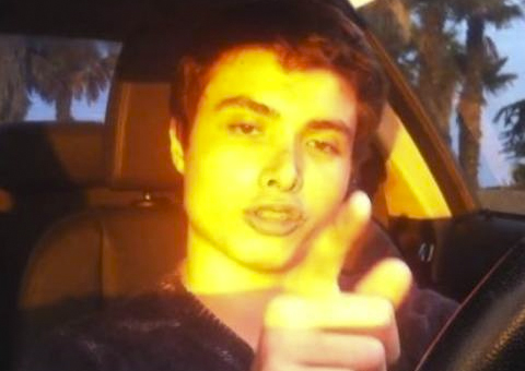 Revoltado por ser virgem, jovem mata 7 pessoas e fere outras 13 