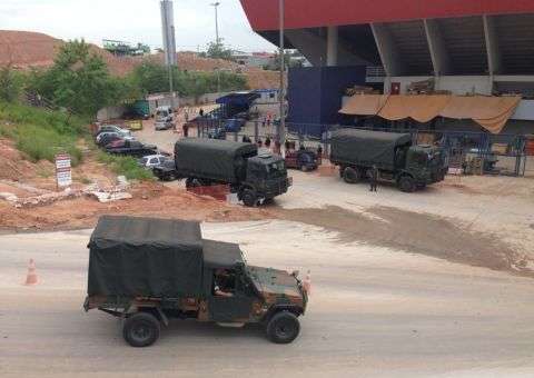 Arena Amazônia cercada por forças de segurança