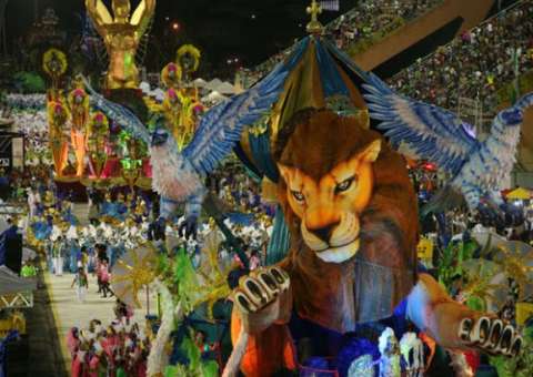 Festa na Praça 14 de Janeiro vai até quarta-feira, 15