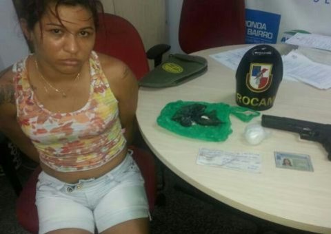 "Viúva do pó" é presa e tenta seduzir policiais
