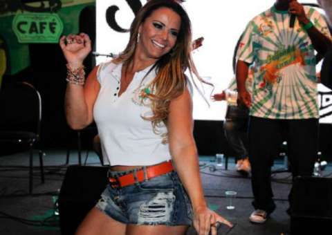 Viviane Araújo enfrenta resistência da Globo para fazer papel em novela