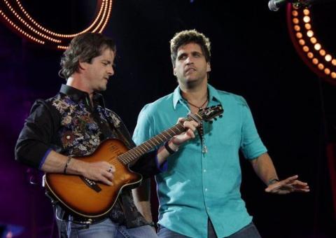 Veja o novo clipe da dupla Victor e Leo