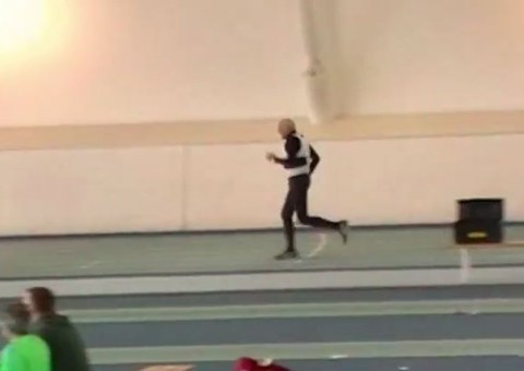 Vovôzinho quebra recorde e coloca qualquer novinho no bolso. Veja: