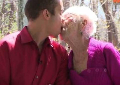 Vovó de 80 anos ainda faz filmes adultos