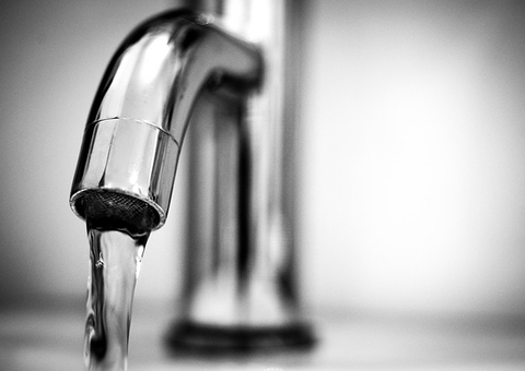 Bairros da Zona Oeste em Manaus ficam sem água nesta quinta-feira