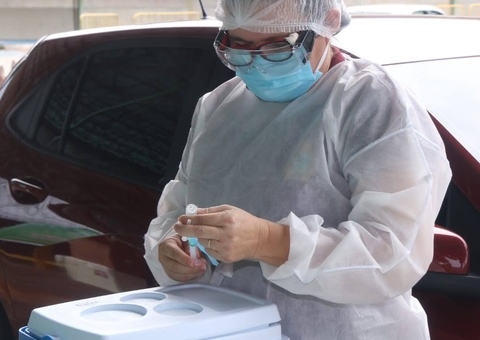 Trabalhadores da saúde em Manaus ganham mais um posto de vacinação