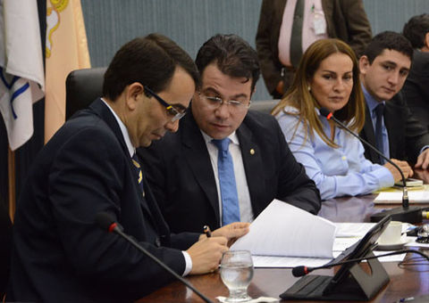 Câmara Municipal e Ministério Público assinam termo de cooperação