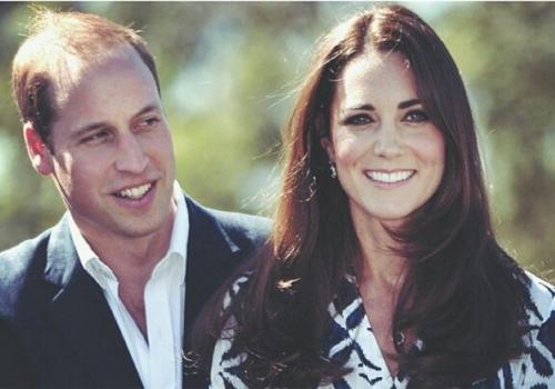 Príncipe William ganha helicóptero de presente de aniversário