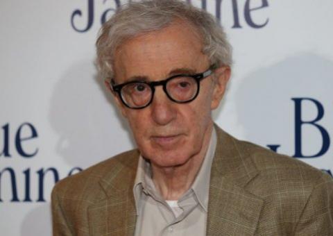 Woody Allen, Sharon Stone e Sofía Vergara em hilariante filme de Turturro