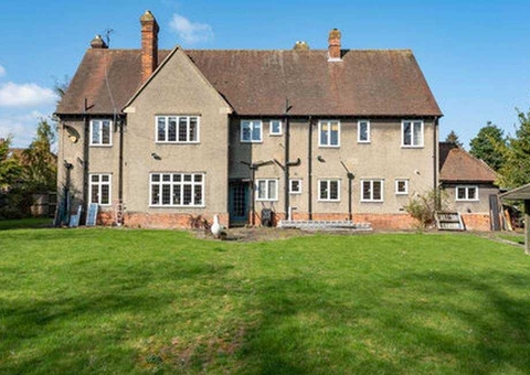 Atores de Senhor de Anéis se juntam para salvar casa de Tolkien; Entenda