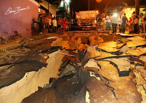 "Se não resolverem esse problema, peguem seus panos de bundas e vão embora!"