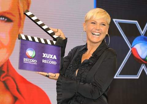 Diretor da Globo pode trocar Ana Maria Braga por Xuxa; Veja