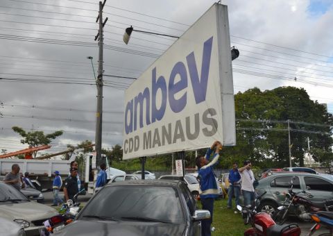 Operação Cidade Limpa retira publicidade do entorno da Arena