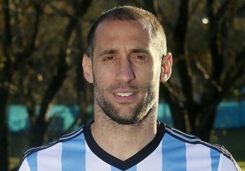 Jogador Argentino xinga repórter após derrota para Alemanha