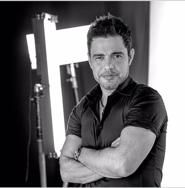 Zezé Di Camargo xinga internautas e volta a causar polêmica 